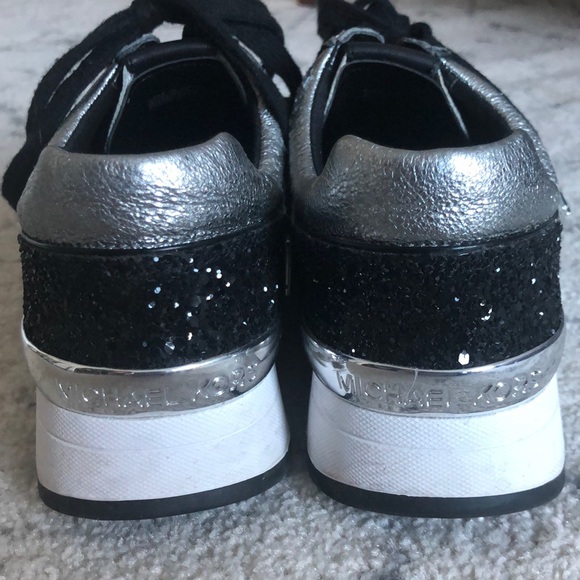Michael kors allie sneaker - Picture 3 of 4